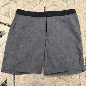 Men’s size 40 Lululemon shorts